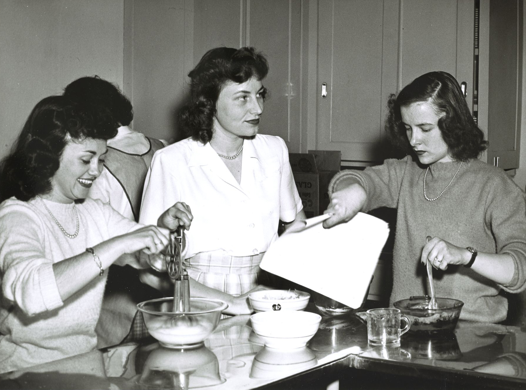 Veteran wives participate in a cooking class